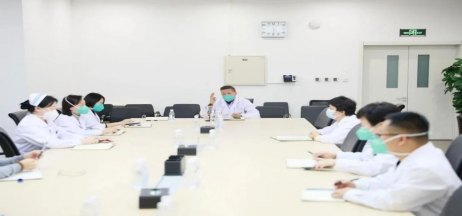 人民醫(yī)院為人民，市二院舉全院之力保障醫(yī)療救治，牢守生命防線！
