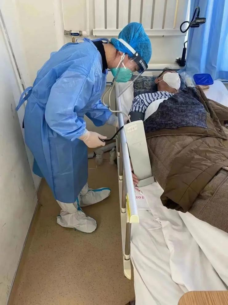 人民醫(yī)院為人民，市二院舉全院之力保障醫(yī)療救治，牢守生命防線！(圖4)